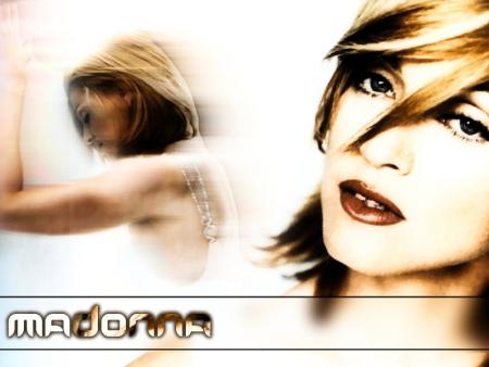 TRES BON JEUDI A VOUS KISS CAROLINE