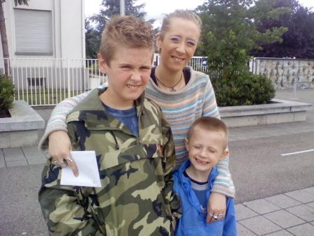 TRES BONNE SOIREE ET TRES BON MERCRDI A VOUS KISS