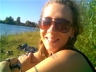 SAM JE PENSE TRES FORT A TOI REVIENS VITE GROS BISOUS  .allez lui laissez un mot MERCI